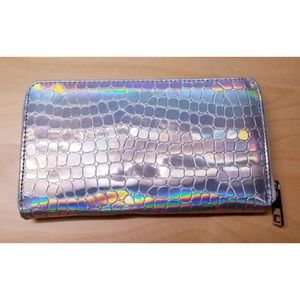 Forever21 Iridescent Scale Wallet